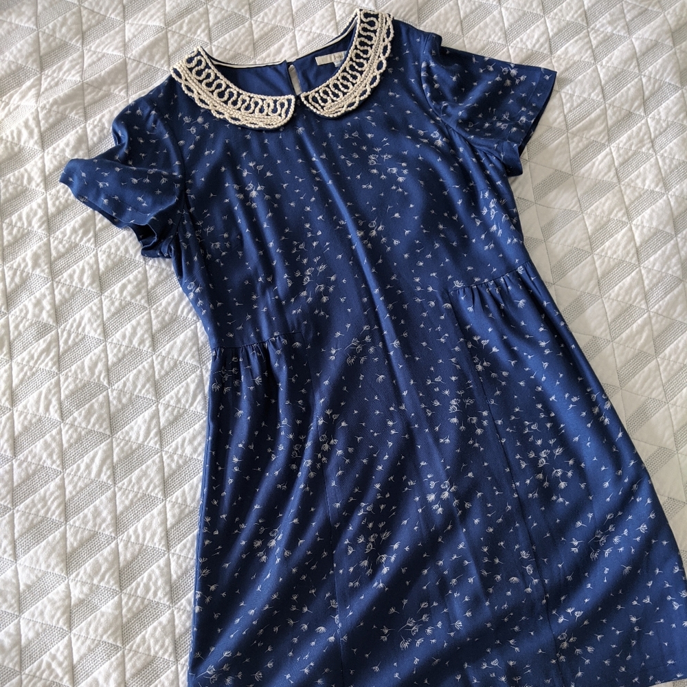 Unique Boden Peter pan collar dress